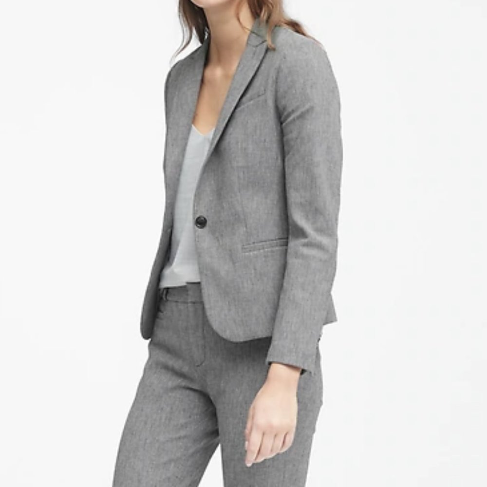 Banana Republic Long and Lean Blazer *NWT* Size 0